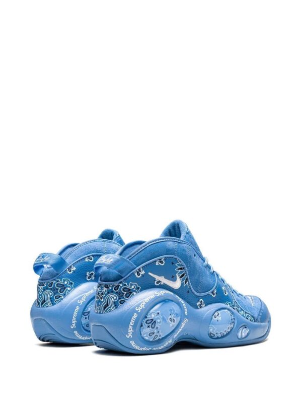 18460473_40067611_1000-1.jpg Nike x Supreme Air Zoom Flight 95 sneakers