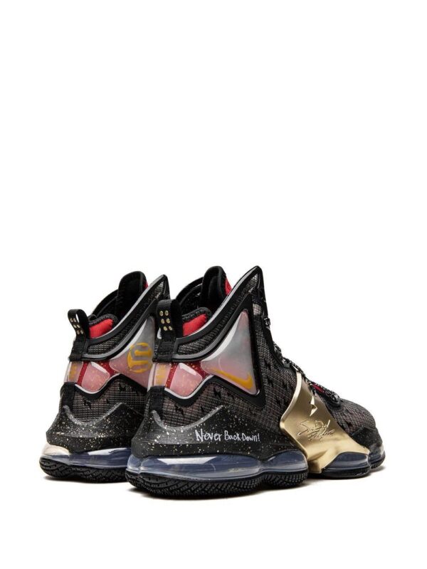Nike  Lebron 19 sneakers "Doernbecher 2022"