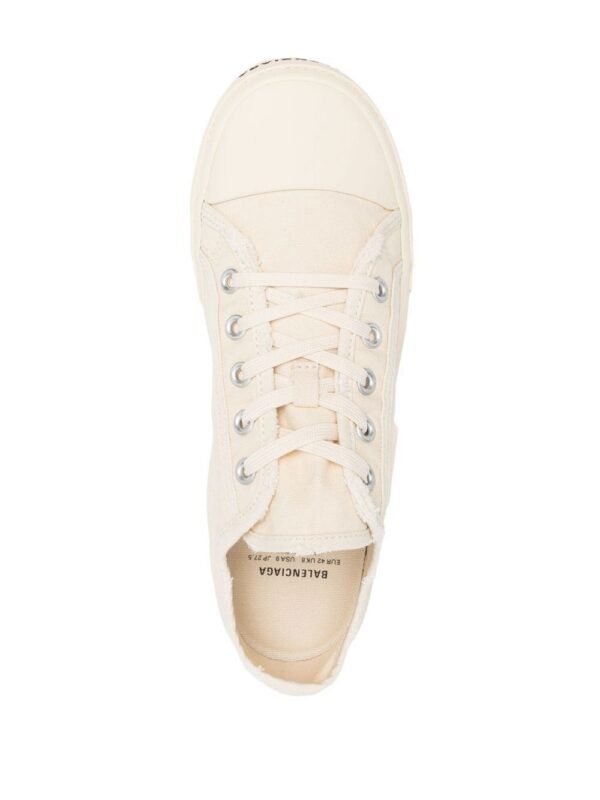 18507459_40771598_1000.jpg Balenciaga Paris low-top sneakers