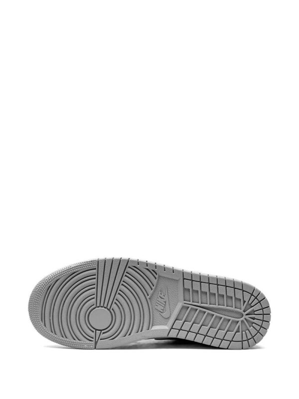 18508243_40475671_1000-1.jpg Jordan Air Jordan 1 Low "Shadow Toe" sneakers