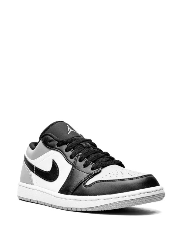 18508243_40478307_1000-1.jpg Jordan Air Jordan 1 Low "Shadow Toe" sneakers