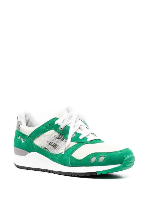 18523135_39934929_1000-1.jpg ASICS low-top suede sneakers
