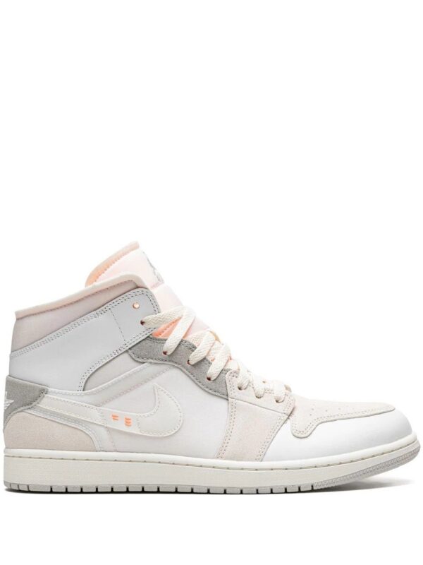 18553813_40233191_1000-1.jpg Jordan Air Jordan 1 Mid "Inside Out" sneakers