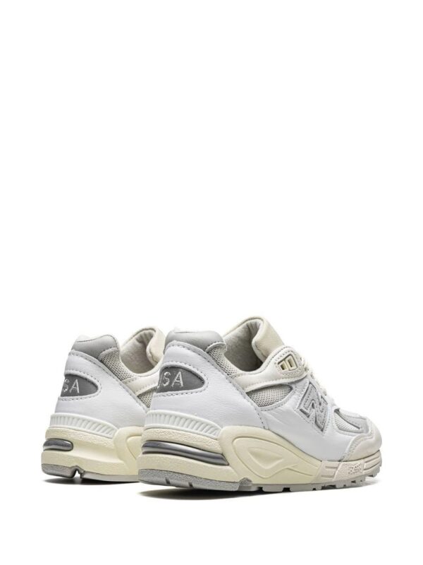 18555837_40423810_1000-1.jpg New Balance x Teddy Santis 990 V2 “Made in USA - Sea Salt” sneakers