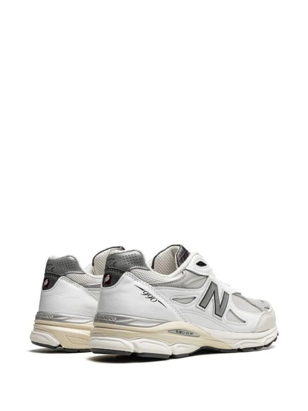 18556201_40823716_1000-1.jpg New Balance MADE in USA 990v3 sneakers