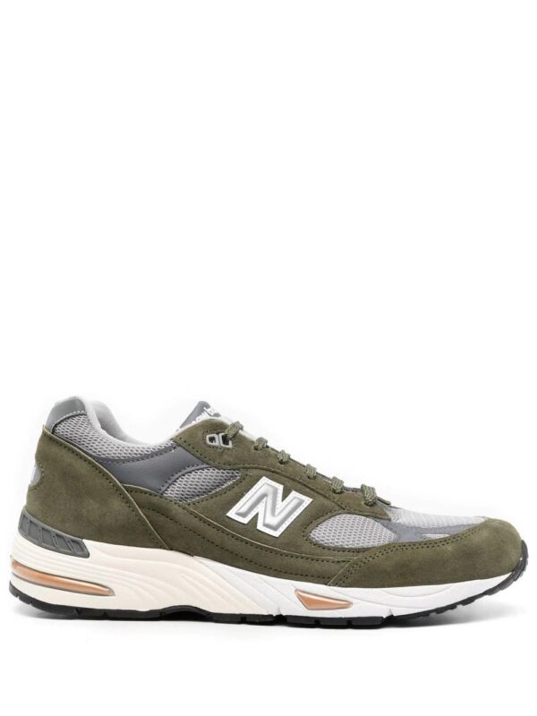 18557057_40017088_1000-1.jpg New Balance logo-patch lace-up trainers