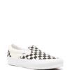 18576409_40095879_1000.jpg Vans Classic slip-on sneakers.