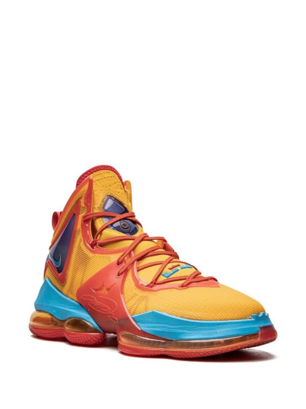 Nike  Lebron XIX “Uniform Hook” sneakers