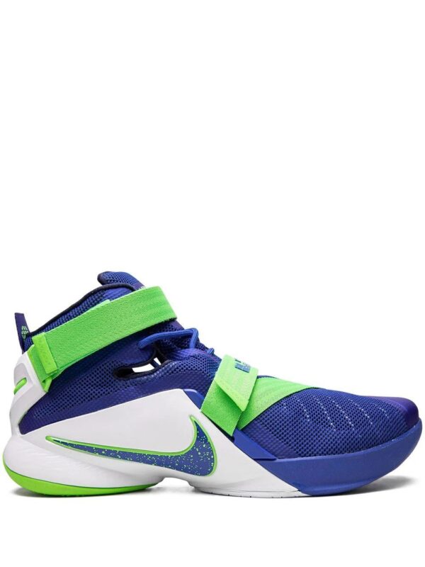 18626185_40426892_1000-1.jpg Nike Soldier 9 sneakers
