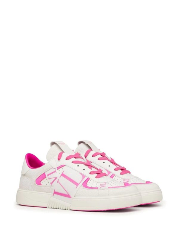 18657676_41123358_1000_a0c3f2ff-786c-4c65-9bbd-8522aa7f284c.jpg Valentino Garavani VL7N leather low-top sneakers