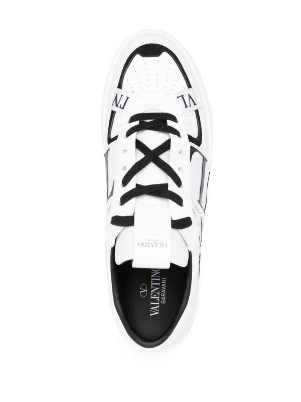 18657677_40634913_1000_22ee92c4-e4f1-4eae-8a93-dce732bb1f3c.jpg Valentino Garavani VL7N banded low-top sneakers