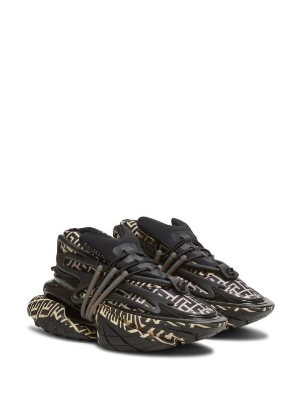 18660416_41164208_1000-1.jpg Balmain Unicorn low-top sneakers