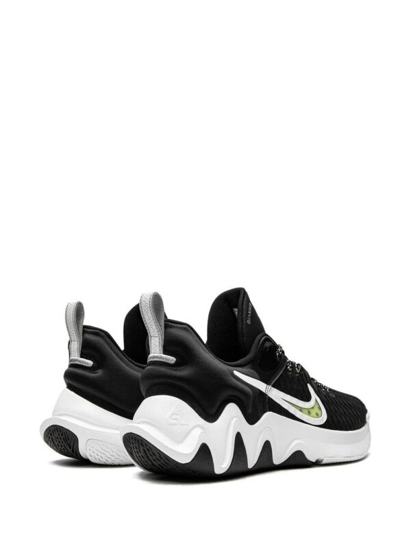 18694210_40461612_1000-1.jpg Nike Giannis Immortality low-top sneakers