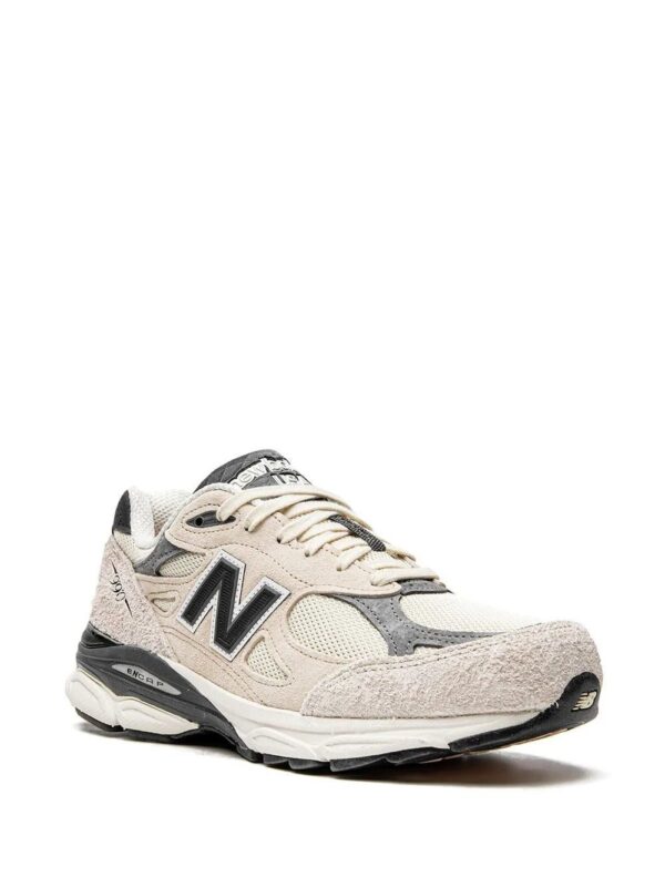18704885_40824639_1000.jpg New Balance x Teddy Santis Made In USA 990v3 sneakers