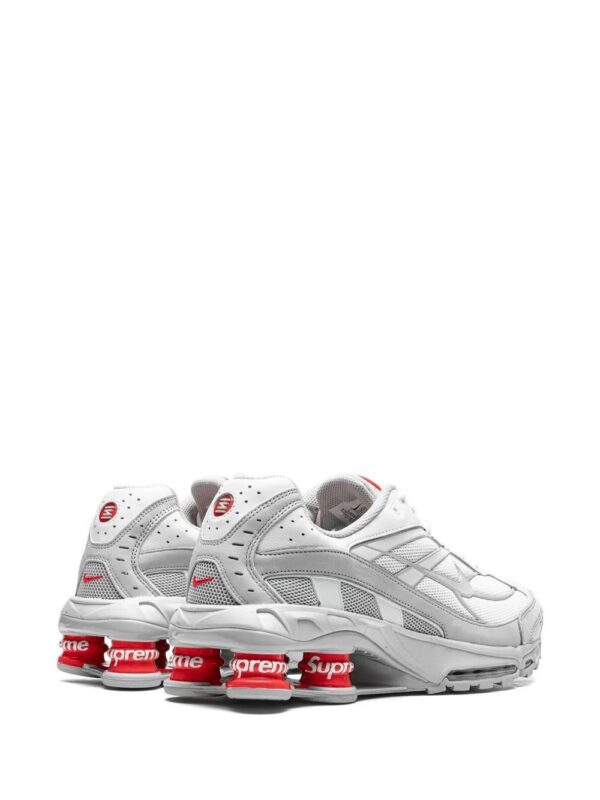 18706465_40525900_1000-1.jpg Nike x Supreme Shox Ride 2 SP sneakers