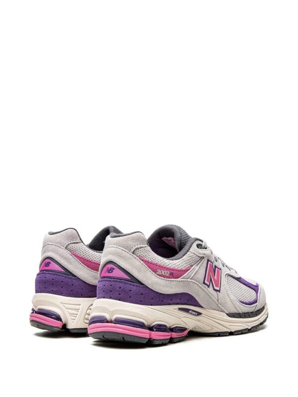 18733978_40513079_1000-1.jpg New Balance 2002R low-top sneakers "Rain Cloud"