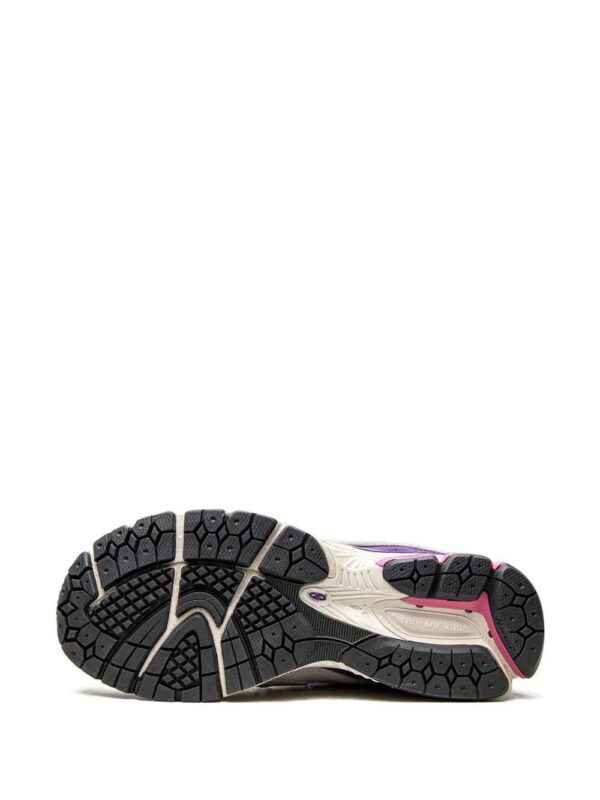 18733978_40513121_1000-1.jpg New Balance 2002R low-top sneakers "Rain Cloud"