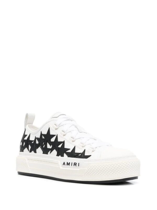 18772534_40667337_1000-1.jpg AMIRI star-patch low-top sneakers