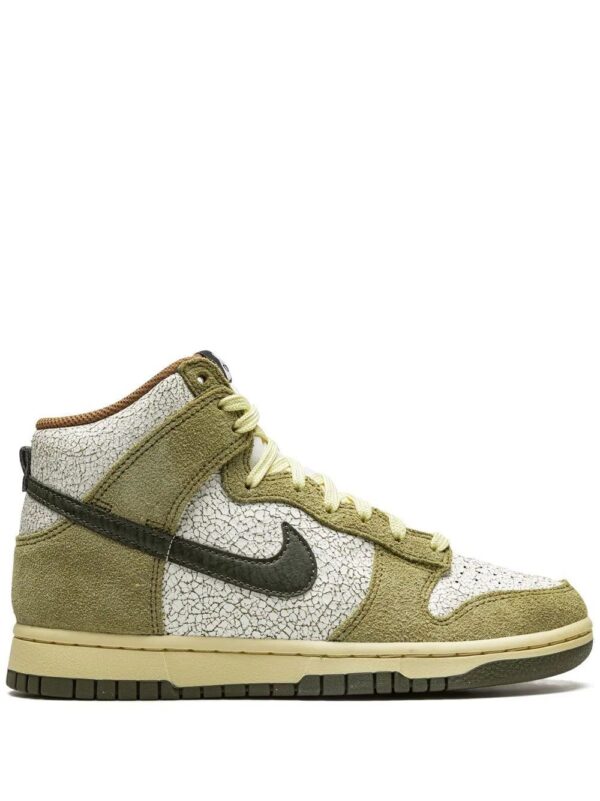 18774929_40597142_1000.jpg Nike Dunk Hi Retro "Re-Raw" sneakers