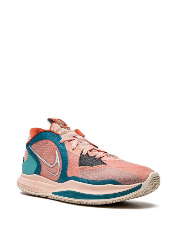 18833271_40788533_1000-1.jpg Nike Kyrie Low 5 sneakers