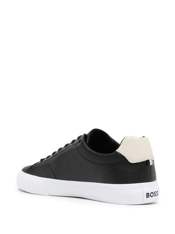 18833991_41075411_1000.jpg Boss side logo-patch low-top sneakers