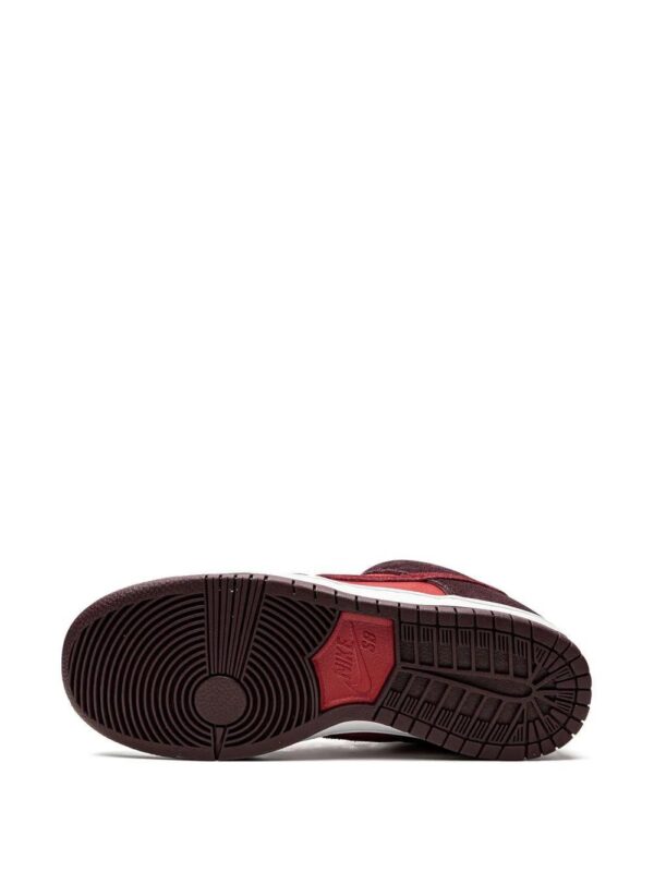 18847574_41043808_1000-1.jpg Nike SB Dunk Low sneakers