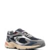 18855272_41050916_1000.jpg New Balance low-top 725V1 sneakers