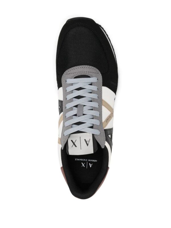 18870813_41395386_1000.jpg Armani Exchange colour-block low-top sneakers