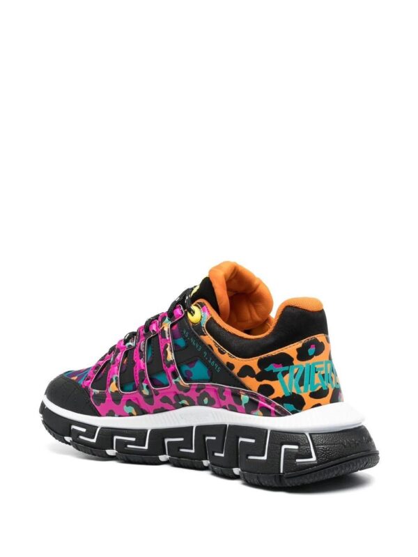 18876810_40994967_1000_d7821d9c-b988-46f6-8980-33f55c022909.jpg Versace Trigreca sneakers