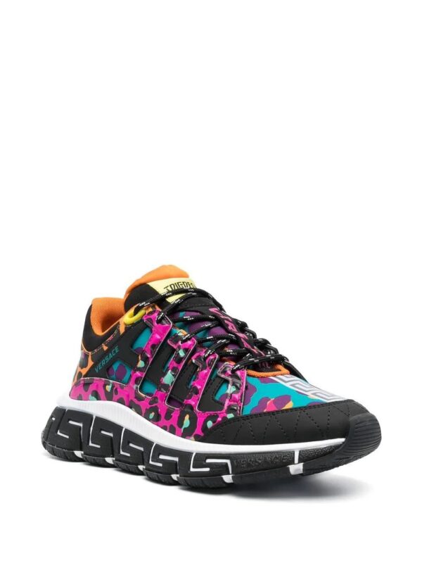 18876810_40995362_1000_a85cbe8b-441c-4078-b94a-4391657bdc8c.jpg Versace Trigreca sneakers