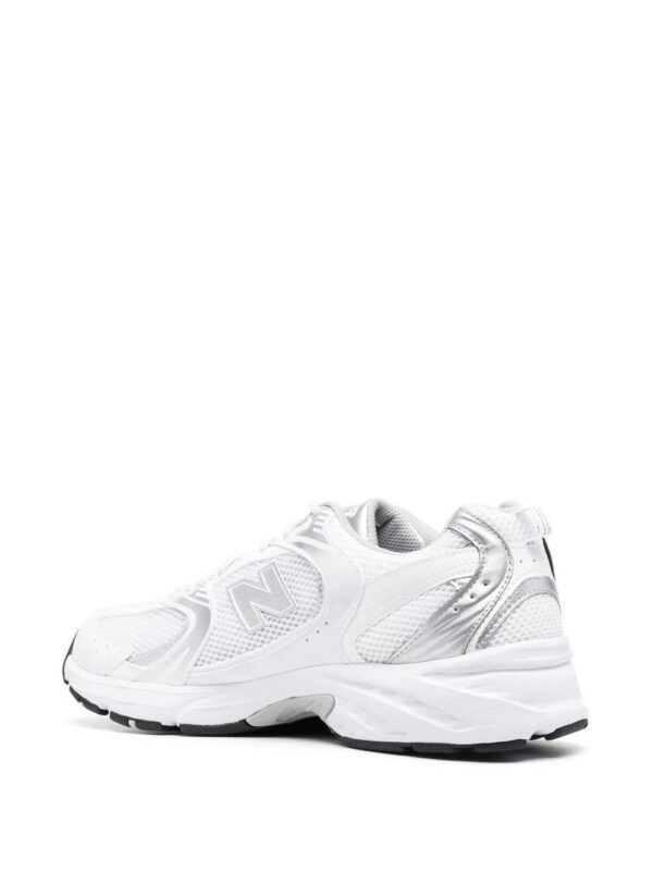 18877468_41038727_1000.jpg New Balance 530 low-top sneakers