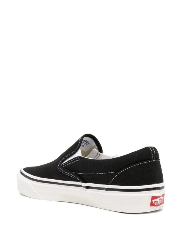 18896028_41194395_1000.jpg Vans UA Classic Slip-On 98 DX sneakers