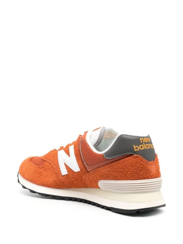 18896907_41067062_1000-1.jpg New Balance 574 low-top sneakers