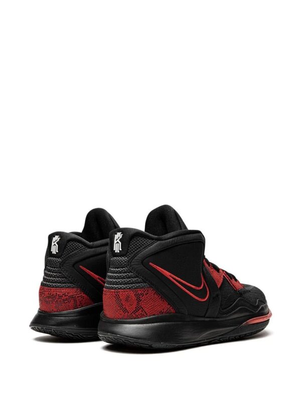 18911447_41046715_1000-1.jpg Nike Kyrie Infinity high-top sneakers
