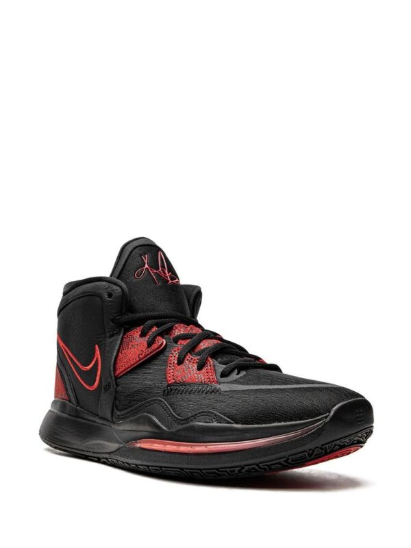 18911447_41046716_1000-1.jpg Nike Kyrie Infinity high-top sneakers