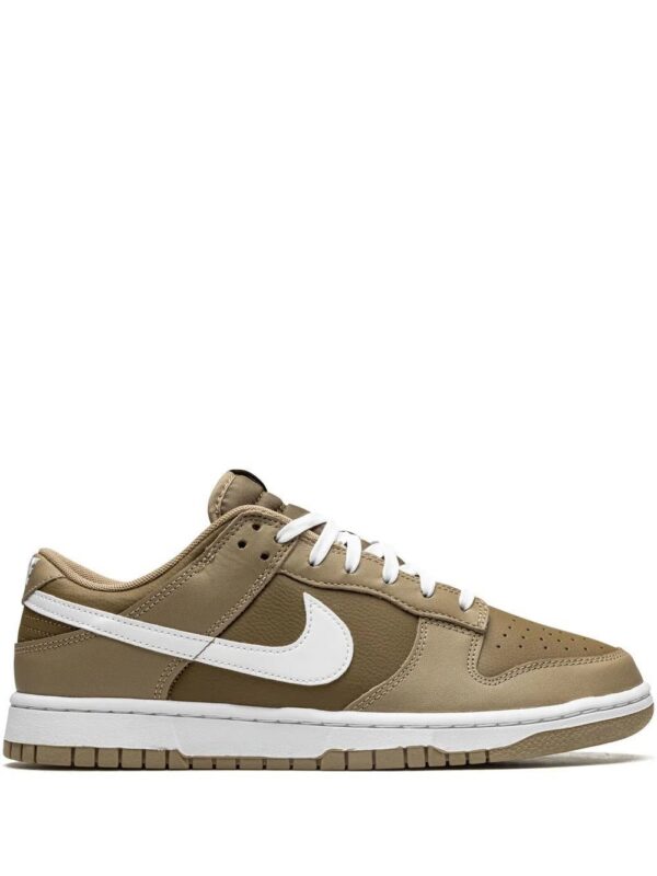 18912016_41048050_1000_9e37bcb7-37b7-48cf-83d1-d845e4f768f0-1.jpg Nike Dunk Low Retro sneakers