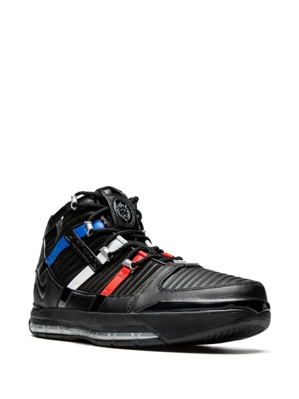 18930736_41102879_1000-1.jpg Nike Lebron 3 "Black University" sneakers