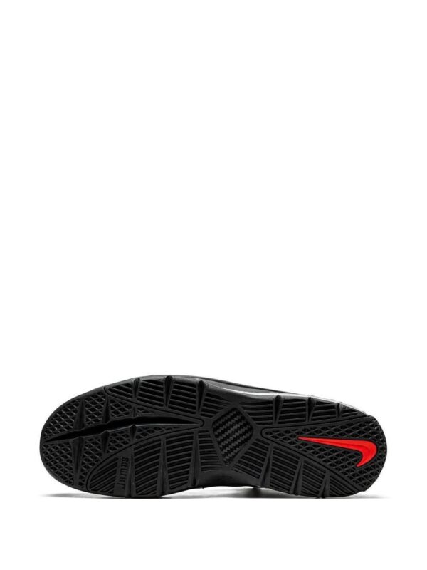18930736_41104227_1000-1.jpg Nike Lebron 3 "Black University" sneakers