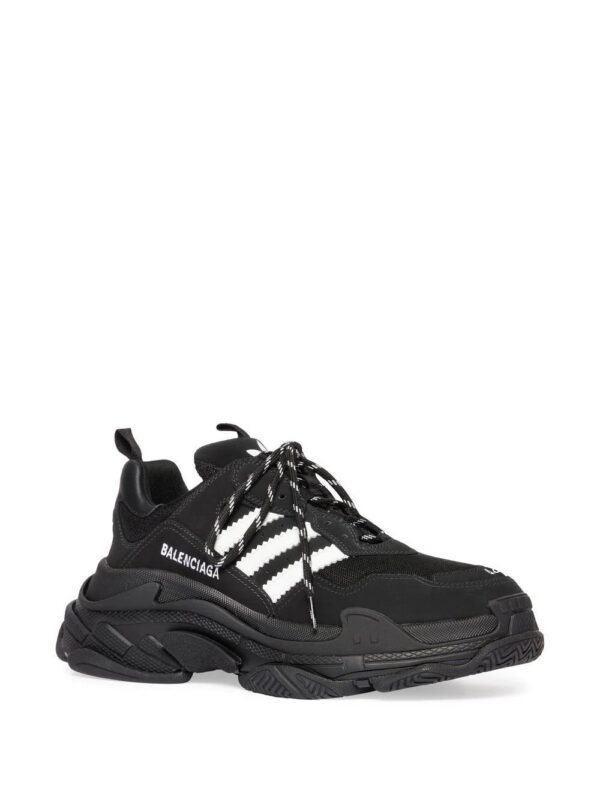18944581_42184604_1000-1.jpg Balenciaga x adidas Triple S sneakers