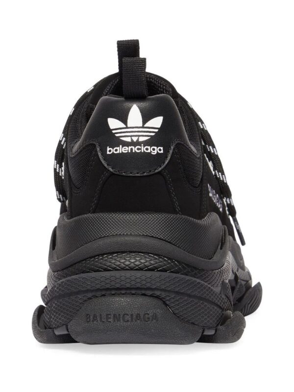 18944581_42186973_1000-1.jpg Balenciaga x adidas Triple S sneakers