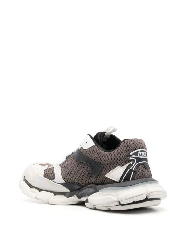 18945391_43775357_1000-1.jpg Balenciaga Destroyed Track sneakers