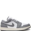 18979122_41264825_1000_a703f6c8-8a5e-4289-892a-bab1ee34d460-1.jpg Jordan Air Jordan 1 Low sneakers