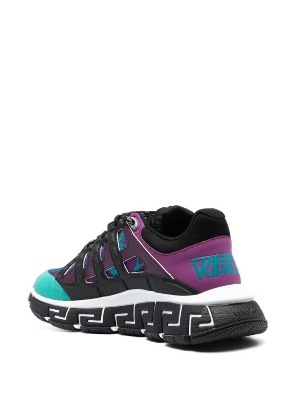 19010423_41561011_1000.jpg Versace Trigreca low-top sneakers