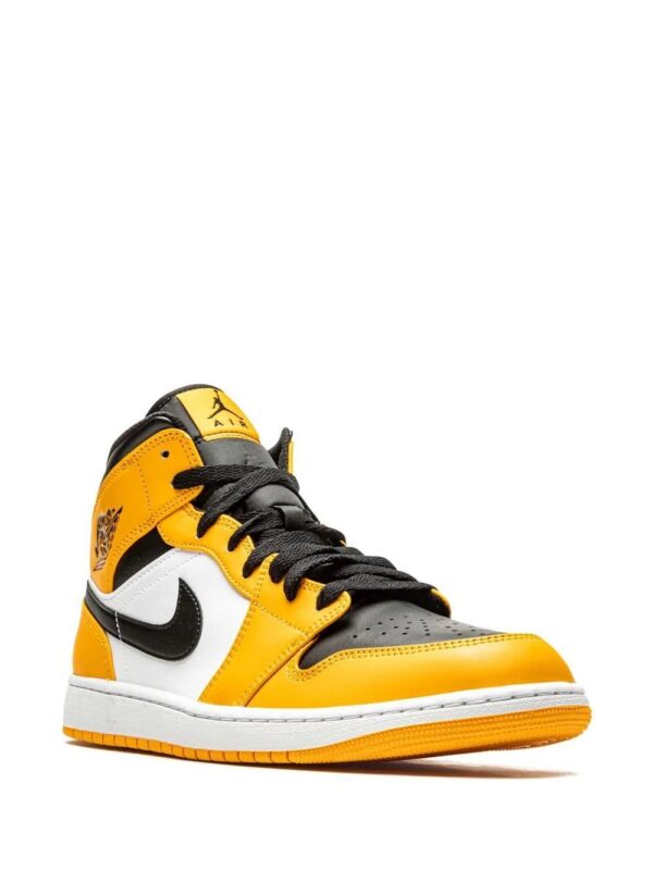 19055731_41567254_1000_878395c8-dd6f-4707-85ec-8484fa5b7053-1.jpg Jordan Air Jordan 1 Mid sneakers