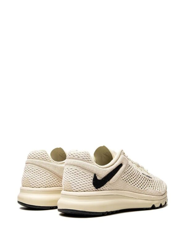 19097067_41709505_1000-1.jpg Nike x Stüssy Air Max 2013 sneakers