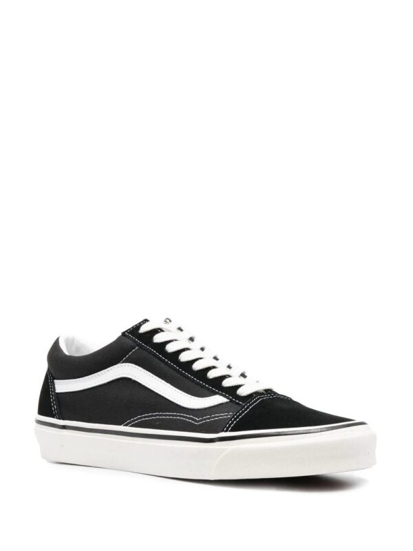 19099788_41983756_1000_e0a04e3b-414f-4472-8fd5-12dce64fefb8.jpg Vans Old Skool 36 DX sneakers