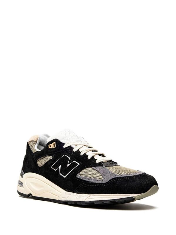 19102660_41711048_1000-1.jpg New Balance x Teddy Santis 990 V2 “Made in the USA” sneakers