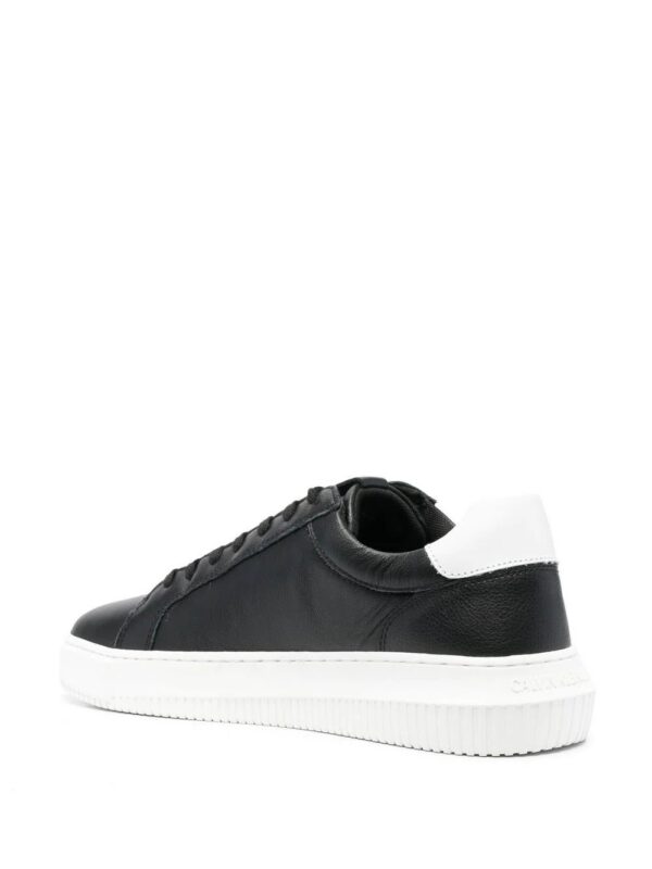 19110833_43390001_1000.jpg Calvin Klein low-top leather sneakers