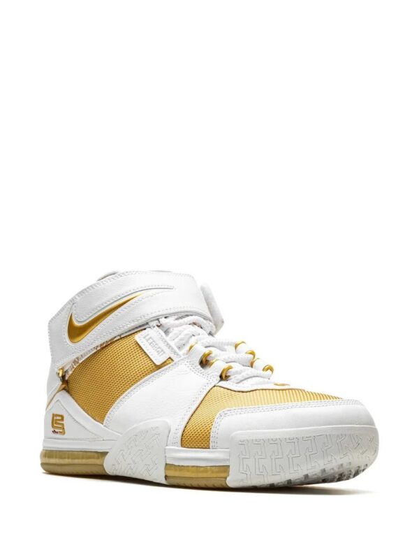 Nike  LeBron 2 panelled sneakers