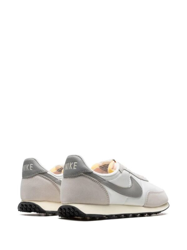 Nike  Waffle Trainer 2 SE sneakers